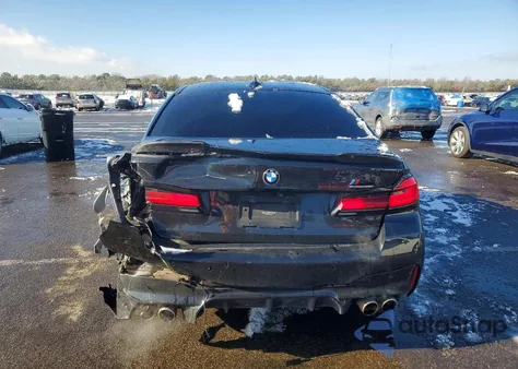 2021 BMW M5 z USA, uszkodzony, nr VIN WBS83CH04MCG83482